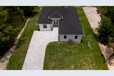 719 Almelia St E, Lehigh Acres, FL 33974 - Photo 2