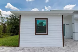 719 Almelia St E, Lehigh Acres, FL 33974 - Photo 12