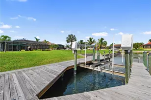 2415 SW 43rd St, Cape Coral, FL 33914 - Photo 40