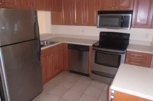 8331 Bernwood Cove Loop, Fort Myers, FL 33966 - Photo 4