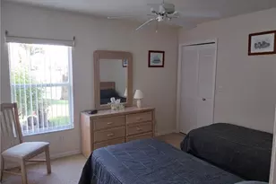 449 Dundee Ct, Naples, FL 34104 - Photo 16