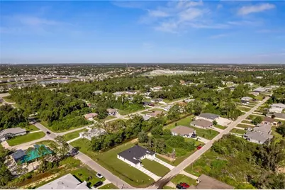 2401-2403 Quentin Ave S, Lehigh Acres, FL 33973 - Photo 36