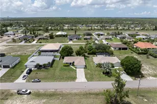 2226 NE 34th Terrace, Cape Coral, FL 33909 - Photo 28