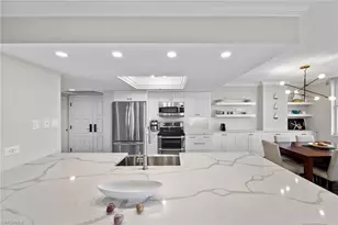 6585 Nicholas Blvd, Naples, FL 34108 - Photo 10