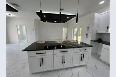 4204 E 24th St, Alva, FL 33920 - Photo 10