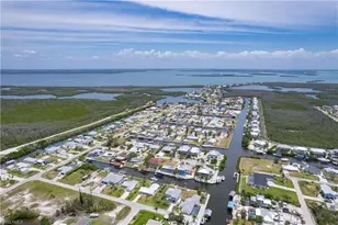 2673 Sanderling Ct, Saint James City, FL 33956 - Photo 42