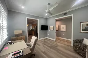 817 Regency Reserve Cir, Naples, FL 34119 - Photo 10
