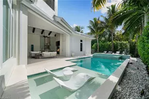 150 6th St N, Naples, FL 34102 - Photo 26