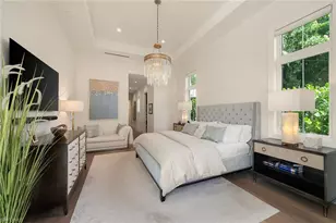 150 6th St N, Naples, FL 34102 - Photo 16