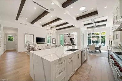 150 6th St N, Naples, FL 34102 - Photo 6