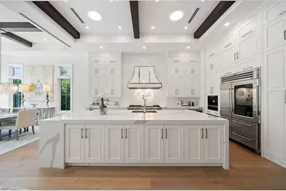 150 6th St N, Naples, FL 34102 - Photo 8