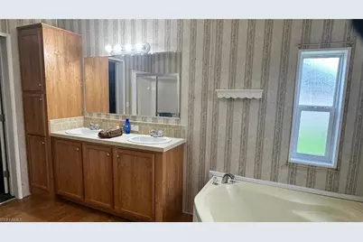 275 Bald Cypress Ave, Clewiston, FL 33440 - Photo 16