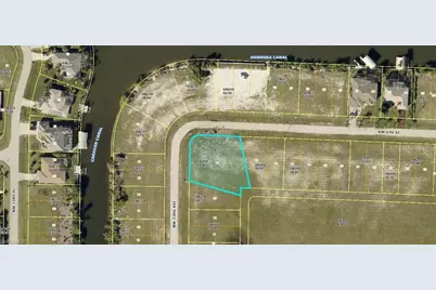 829 NW 33rd Ave, Cape Coral, FL 33993 - Photo 2