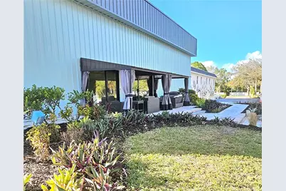 3270 Bayshore Dr, Naples, FL 34112 - Photo 2
