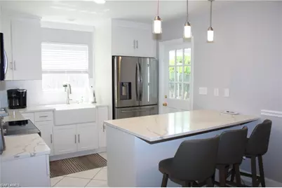 858 97th Ave N, Naples, FL 34108 - Photo 4