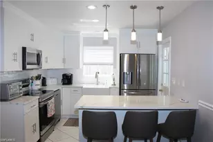 858 97th Ave N, Naples, FL 34108 - Photo 2
