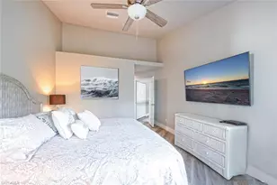 27113 Oakwood Lake Dr, Bonita Springs, FL 34134 - Photo 18