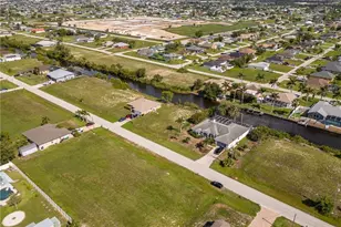 2226 NW 4th St, Cape Coral, FL 33993 - Photo 10