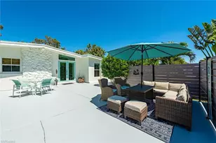 1971 Holiday Ln, Naples, FL 34104 - Photo 2