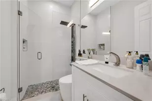 3910 Glacier Ct, Naples, FL 34119 - Photo 20