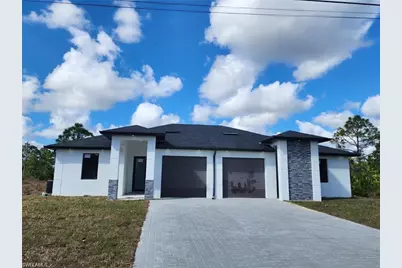 386 Bell Blvd S, Lehigh Acres, FL 33974 - Photo 1