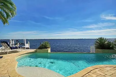 3107 SE 22nd Pl, Cape Coral, FL 33904 - Photo 4