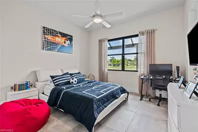 11920 Princess Grace Ct, Cape Coral, FL 33991 - Photo 14
