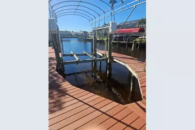 5332 SW 11th Pl, Cape Coral, FL 33914 - Photo 2