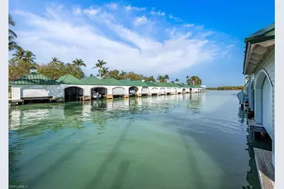 61 Cove Ln, Naples, FL 34102 - Photo 4