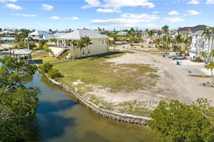 390 Seminole Way, Fort Myers Beach, FL 33931 - Photo 10