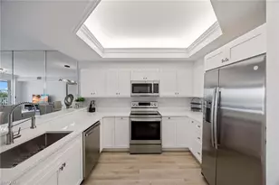 9700 Gulf Shore Dr, Naples, FL 34108 - Photo 16