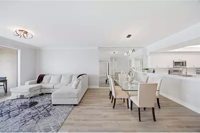 9700 Gulf Shore Dr #202, Naples, FL 34108 - Photo 6
