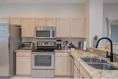 8223 Parkstone Pl #102, Naples, FL 34120 - Photo 12