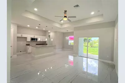 4208 28th St SW, Lehigh Acres, FL 33976 - Photo 4