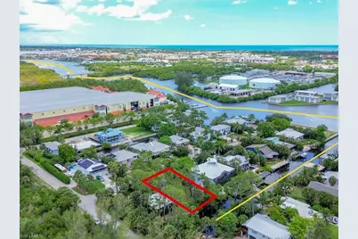 1675 Avion Pl, Naples, FL 34104 - Photo 1