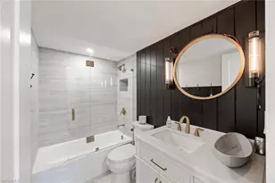 555 Park Shore Dr, Naples, FL 34103 - Photo 22