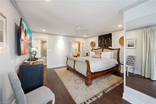 555 Park Shore Dr, Naples, FL 34103 - Photo 18