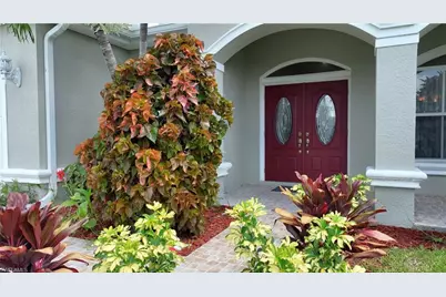 599 Genevieve Dr, Lehigh Acres, FL 33936 - Photo 6