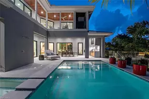 655 Parkview Ln, Naples, FL 34103 - Photo 32