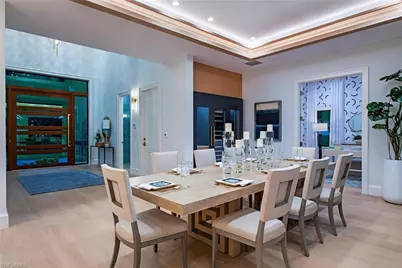 655 Parkview Ln, Naples, FL 34103 - Photo 10