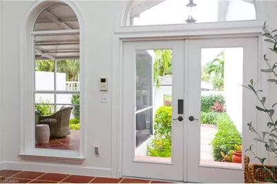 1136 6th St S #5, Naples, FL 34102 - Photo 2