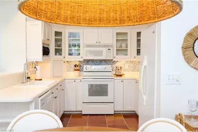 1136 6th St S #5, Naples, FL 34102 - Photo 40