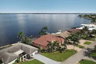 3115 SE 22nd Pl, Cape Coral, FL 33904 - Photo 8