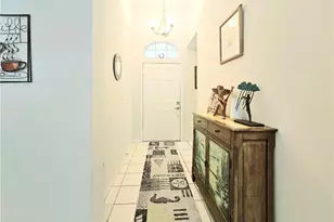 6708 Sloane Pl, Naples, FL 34104 - Photo 4