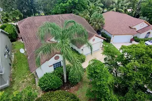 6708 Sloane Pl, Naples, FL 34104 - Photo 24