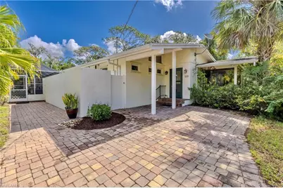 18220 Elmwood Dr, Alva, FL 33920 - Photo 2