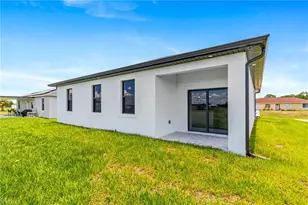 7071 Tide Cir, Labelle, FL 33935 - Photo 4