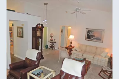 902 McGregor Park Cir, Fort Myers, FL 33908 - Photo 8