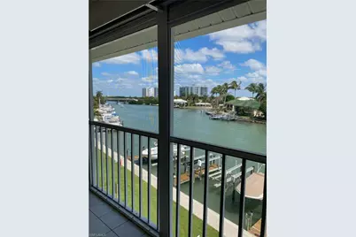10686 Gulfshore Dr #304 A, Naples, FL 34108 - Photo 24