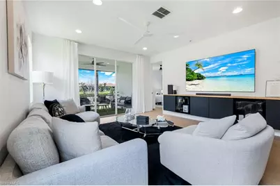 10490 Spruce Pine Ct, Fort Myers, FL 33913 - Photo 6